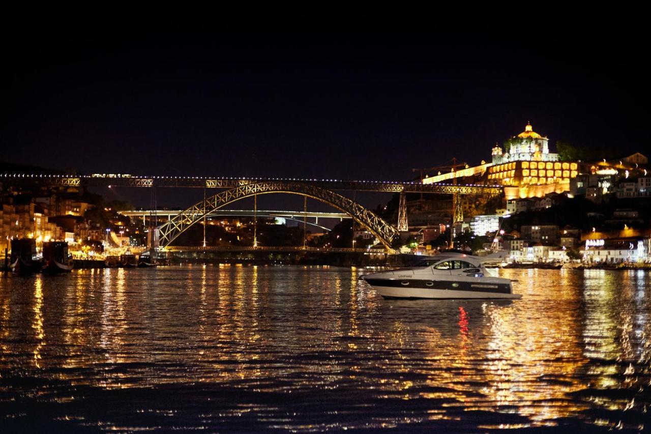 Porto Private Yacht- Accommodation Douro River Экстерьер фото
