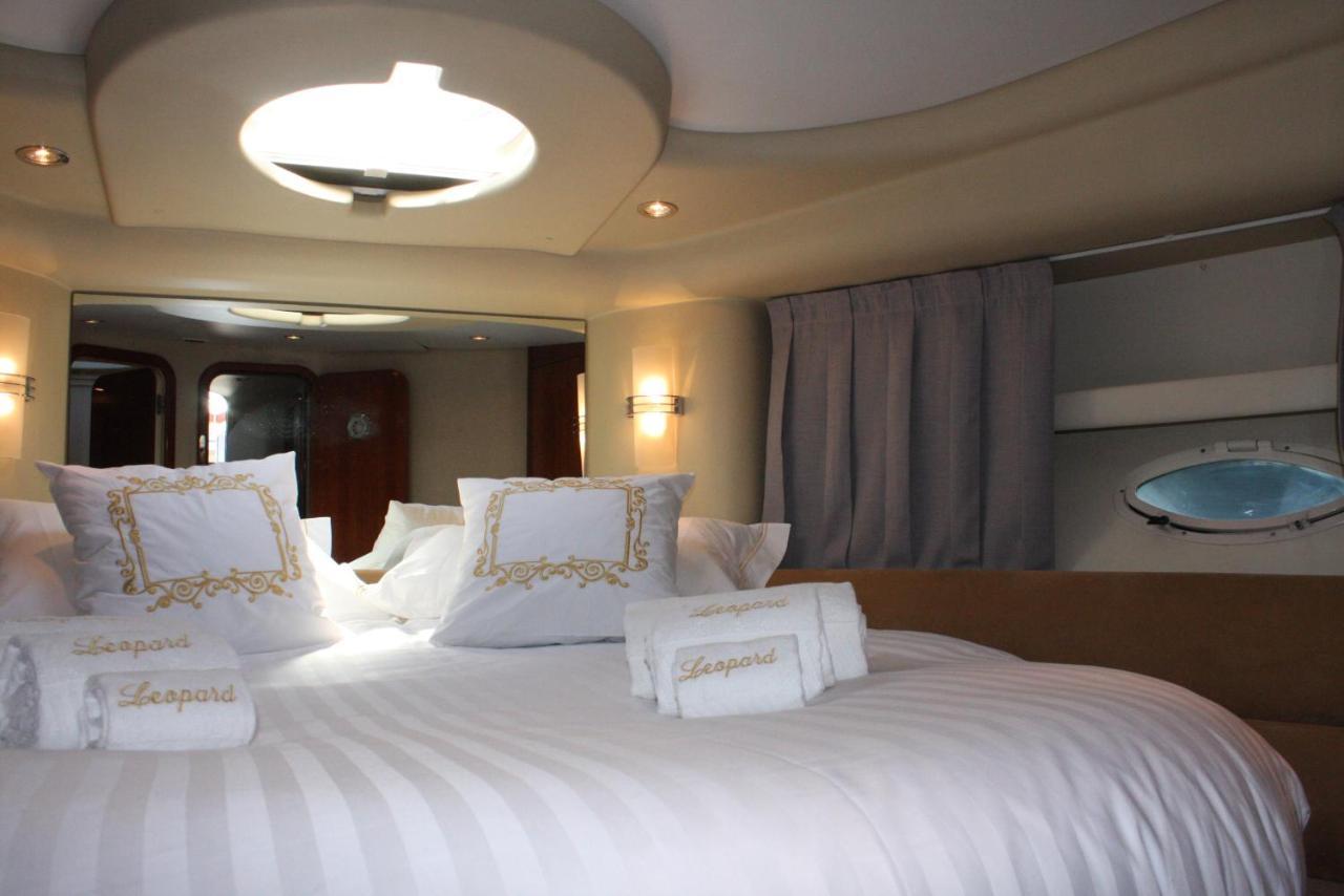 Porto Private Yacht- Accommodation Douro River Экстерьер фото