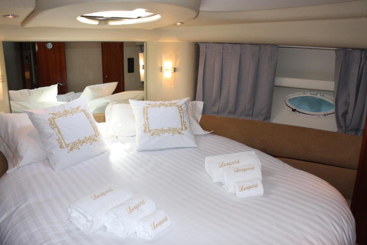 Porto Private Yacht- Accommodation Douro River Экстерьер фото